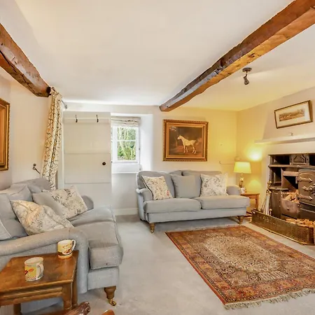 4 Bed In Near And Far Sawrey Llh02 Near Sawrey