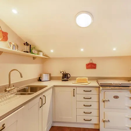 Holiday home 4 Bed In Near And Far Sawrey Llh02